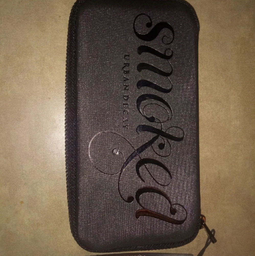 Urban Decay smoked eye palette